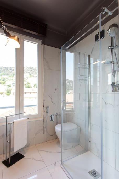 #24 Marie-Claire Suite Sea View/Balcony/Ac/5Min Port Вільфранш-сюр-Мер Екстер'єр фото